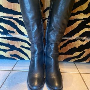 Black Leather Knee-High Women’s Boot